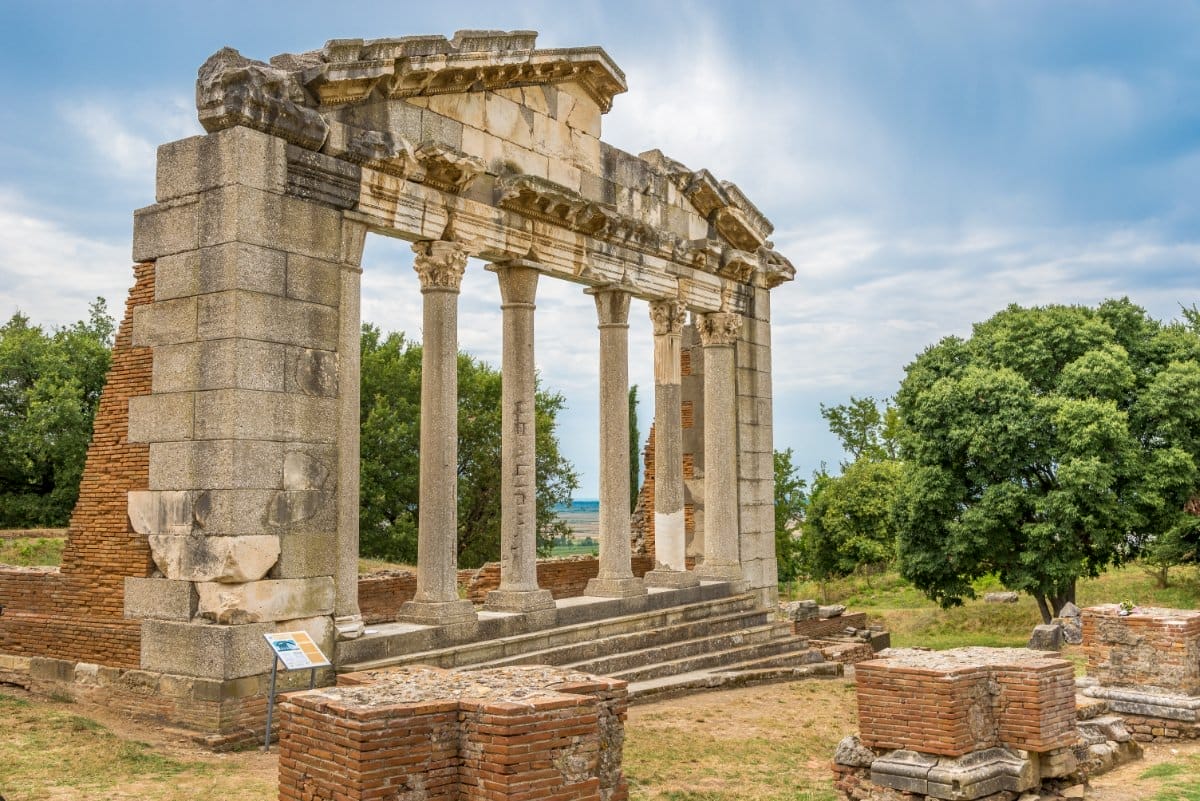 apollonia ruins albania