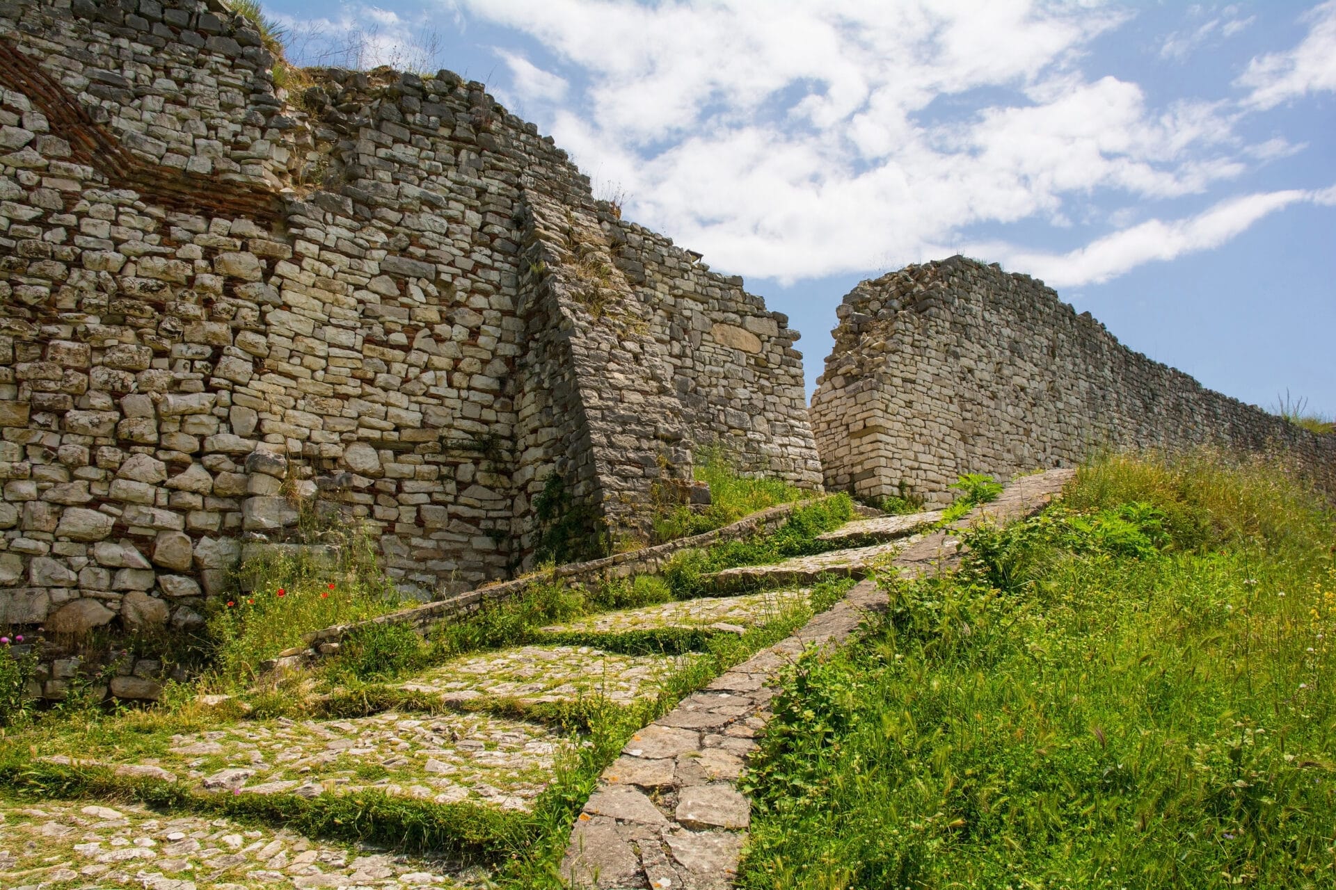 Berat 1030894962