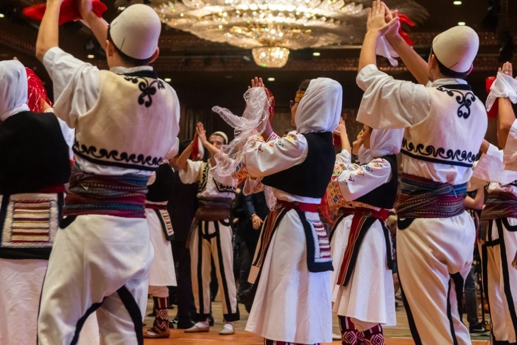 Albanian folklore team