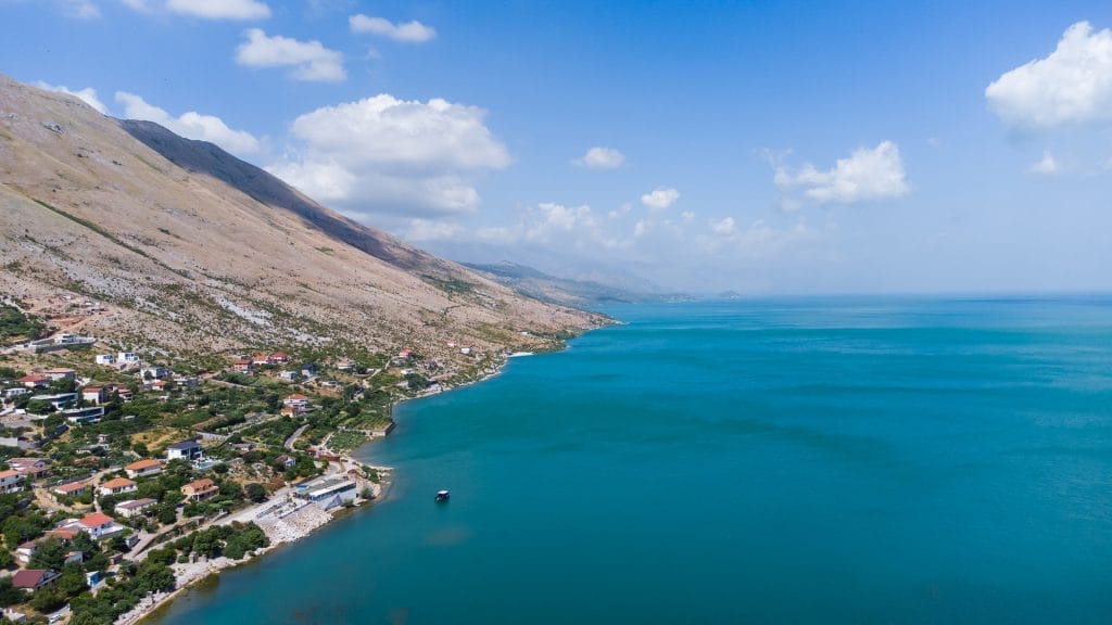 liqeni i Shkodrës në Shqipëri