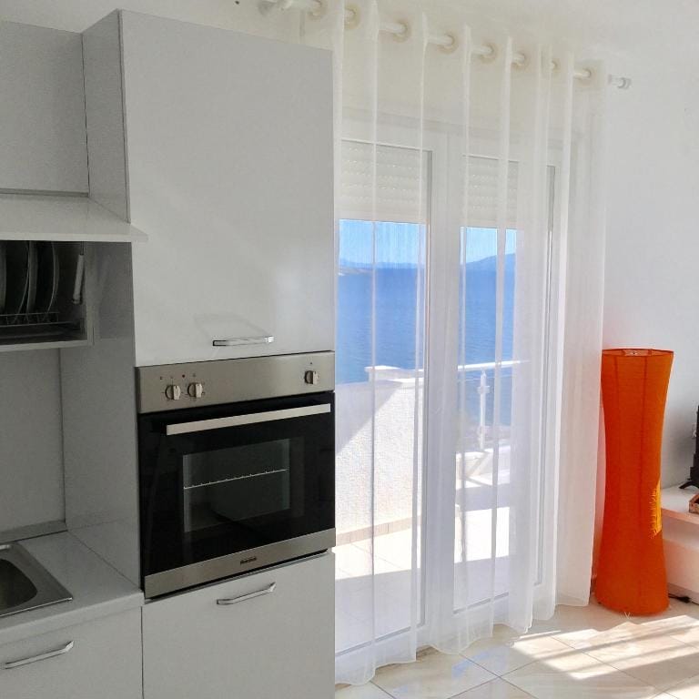 White Residence Apartament Sarandë_4