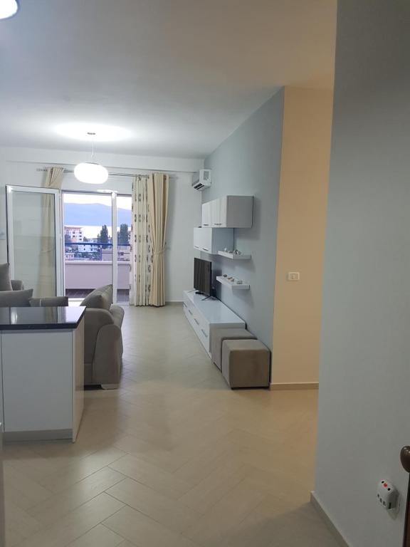 Modern cozy apartment seaview Vlorë_5