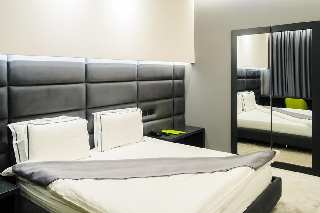 Albes Hotel Fier_2
