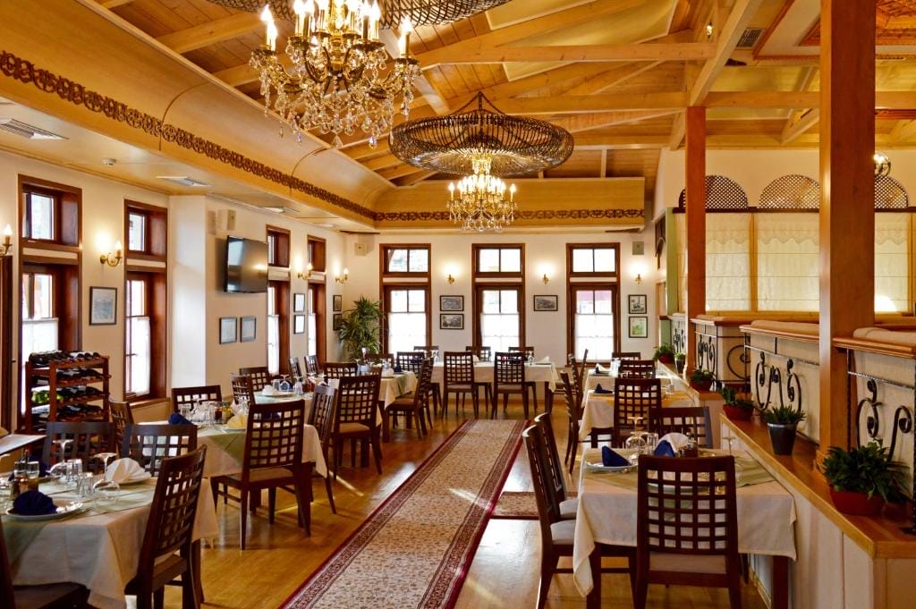 Sharm Hotel Luxury Gjirokastër_2