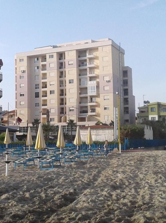 Quartz Apartament Durrës_1