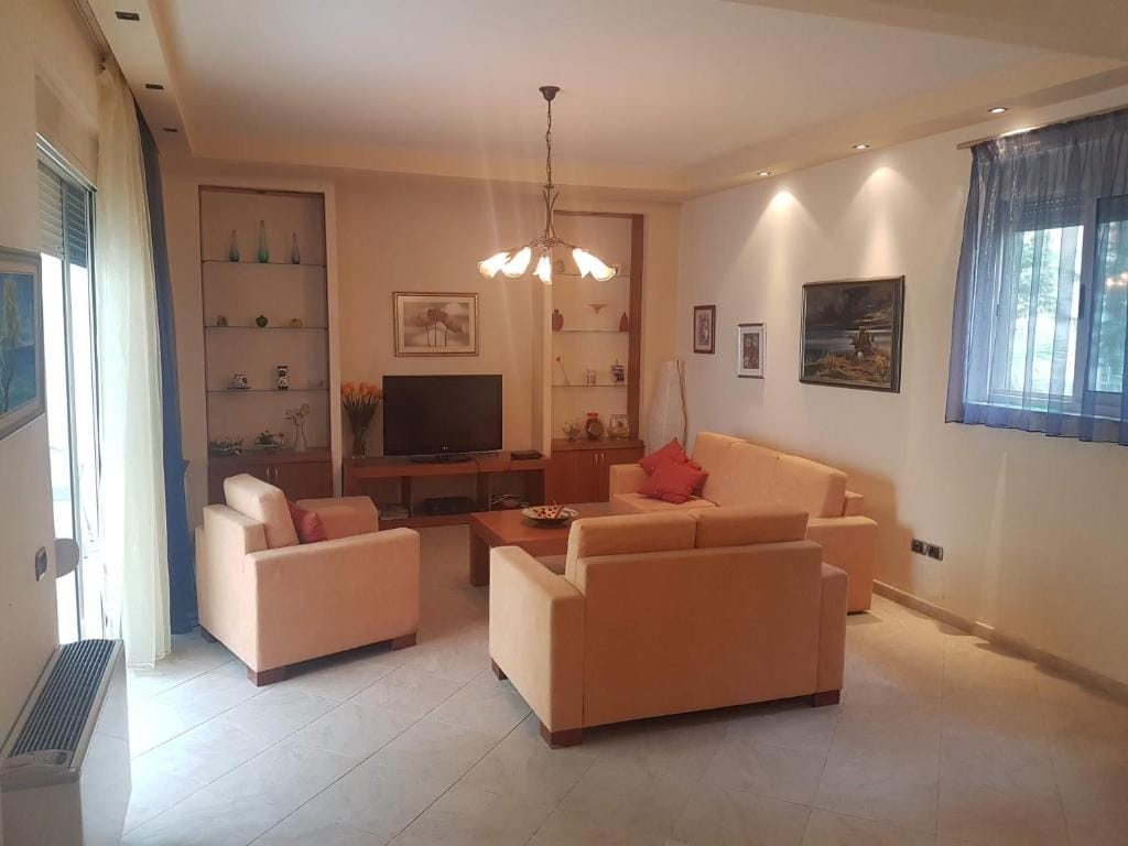 Villa Sol & Mar Golem_5