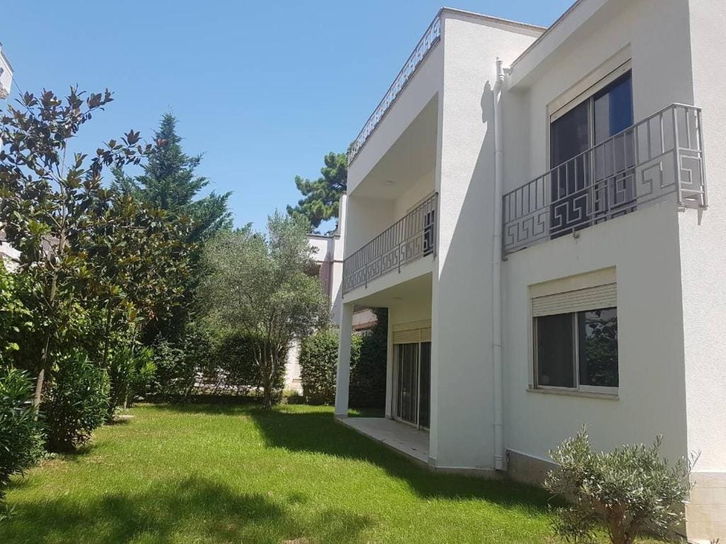 Villa Sol & Mar Golem_1