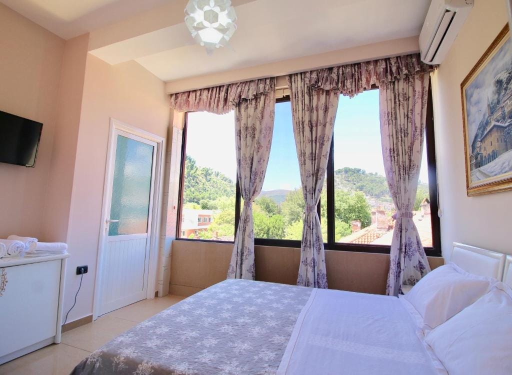Hotel Orestiada Berat_2
