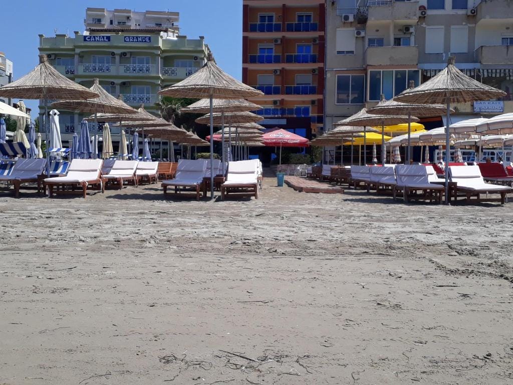 Hotel 3 Vellezerit Durrës_5