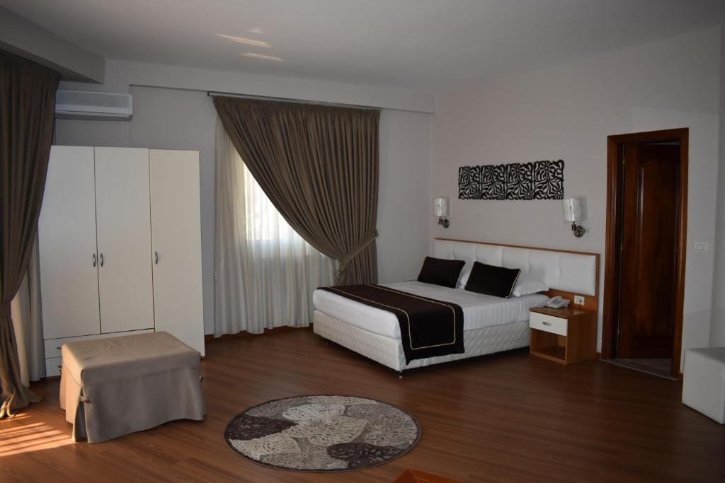 Hotel Arvi Durrës_1
