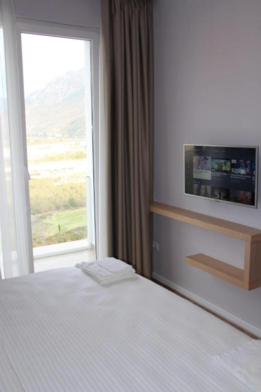 Hotel Auto Grill Roberti Tepelenë_1