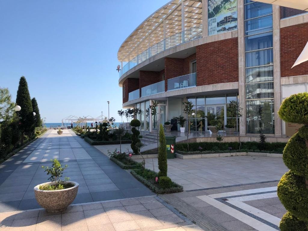Fishta Hotel & Apartments Velipojë_1