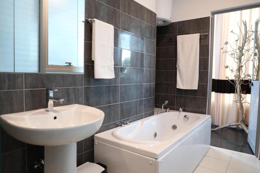 Hotel Aglon Vlorë_2