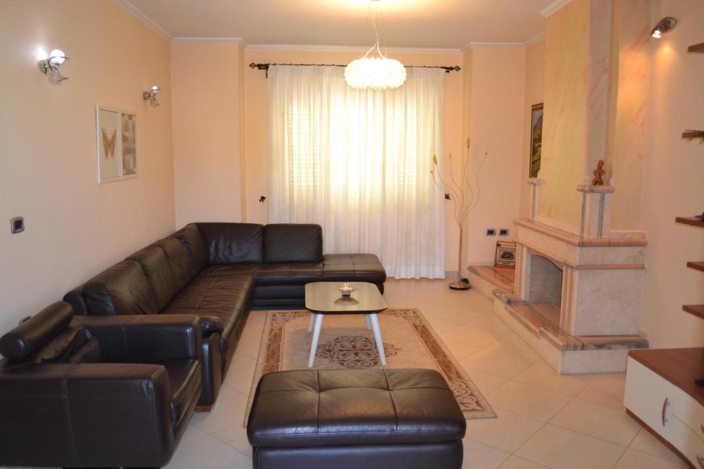 Penthouse Deluxe Apartament 3 Dhoma gjumi Vlorë_1