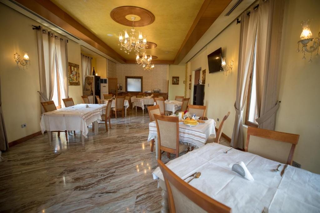 Hotel Vila Zeus Rinas_4