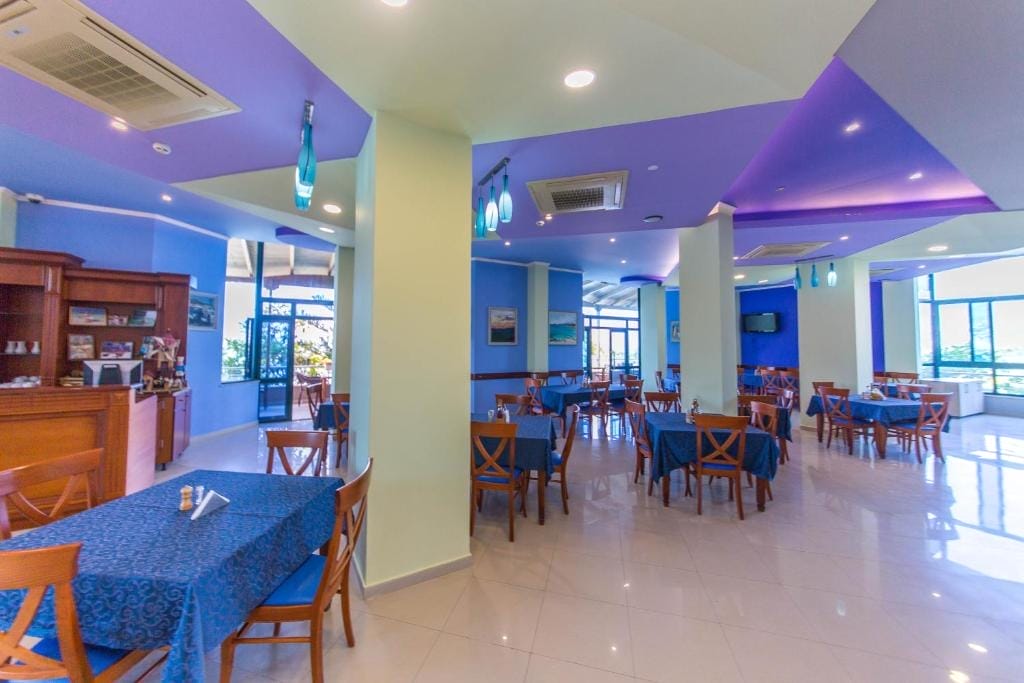Hotel Bahamas Sarandë_4