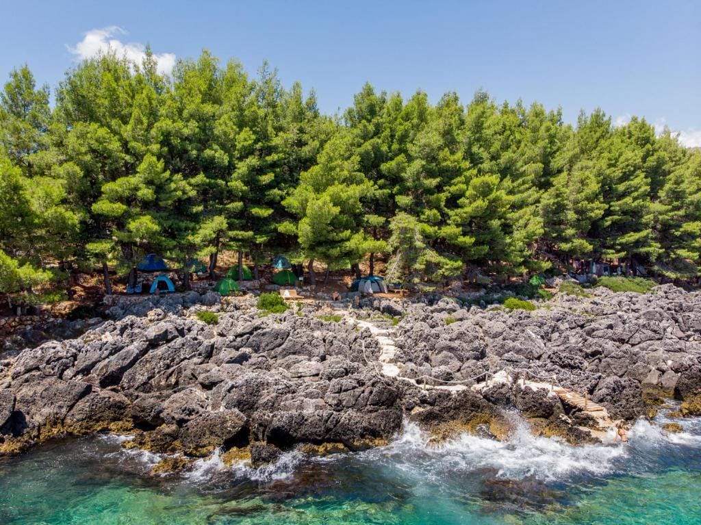 THE SEA CAVE CAMPING Himare_3