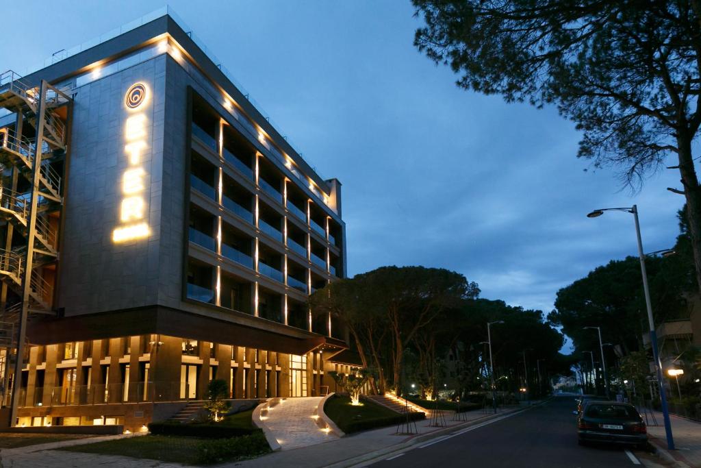 ETER Hotel Golem_1