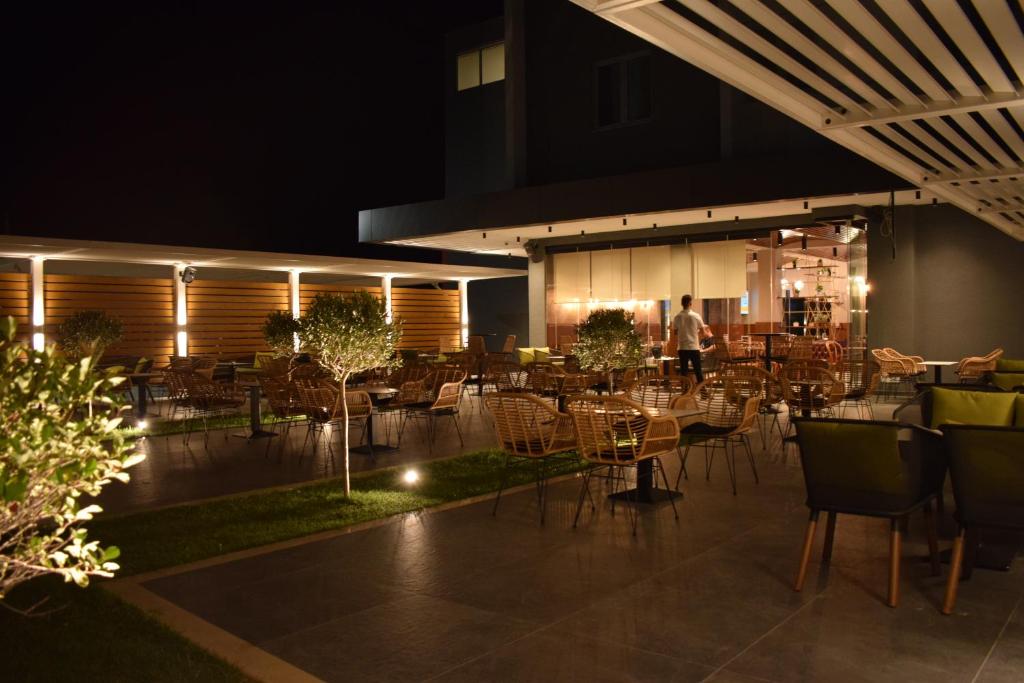 Hotel BluePoint Tepelenë_8