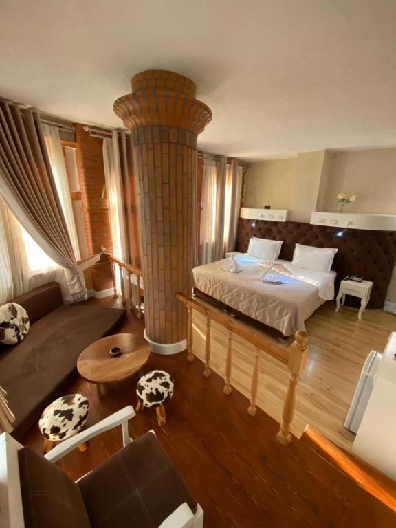 The Red Bricks Hotel Shkodër_6