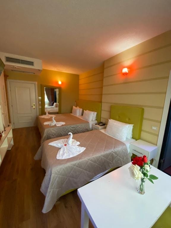 The Red Bricks Hotel Shkodër_2