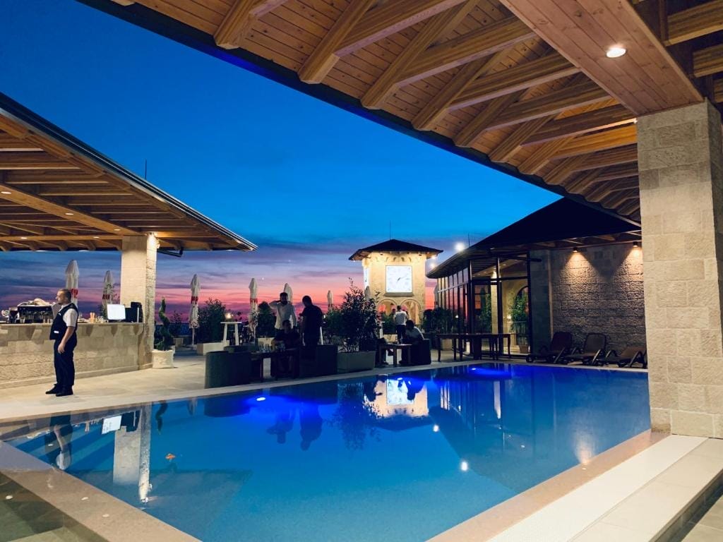 Hotel PANORAMA Kruje view on the castle and the old town Krujë_4