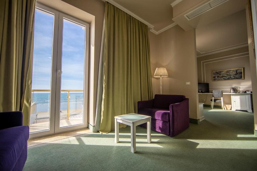 Adriatik Hotel