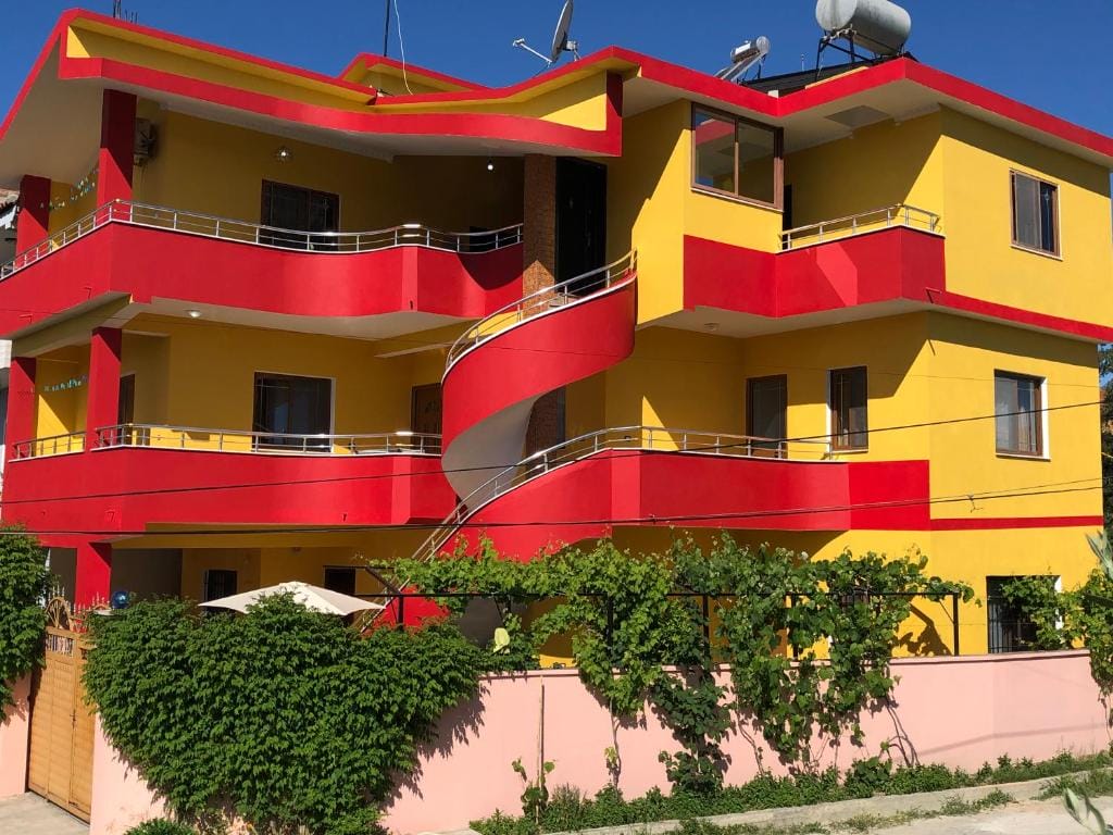 Bujtina MURATI Durrës_1