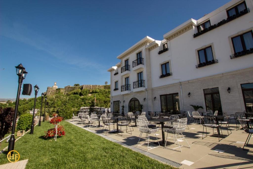 Hotel Fantasy Gjirokastër_5
