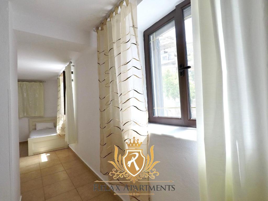 Paradise Palm Beach Apartment in Sarande Sarandë_3