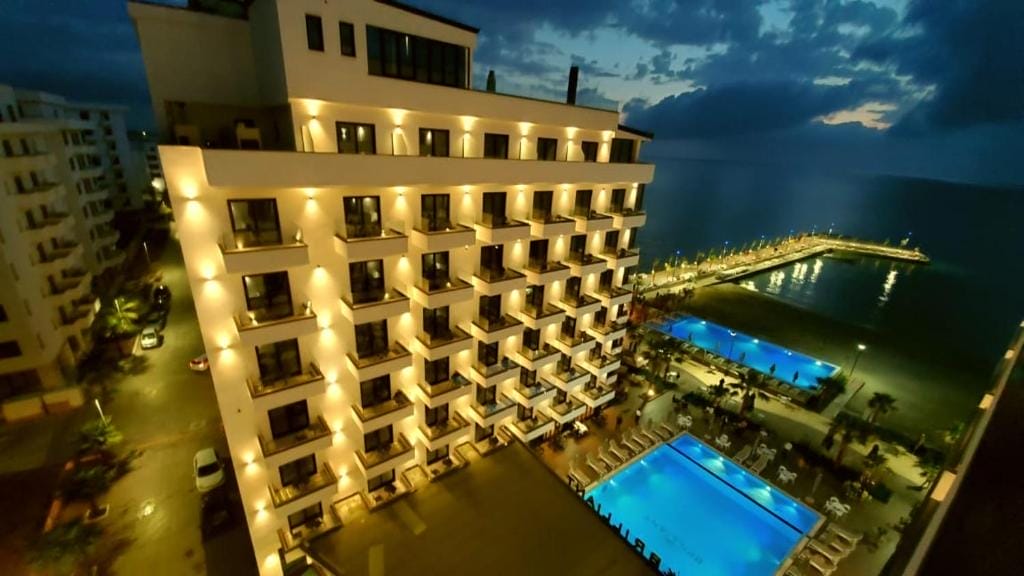 Brilliant Hotel & SPA Golem_2