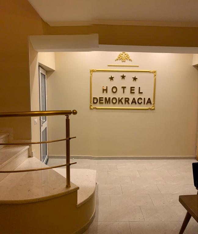 Hotel Demokracia Fushe-Arrez_11