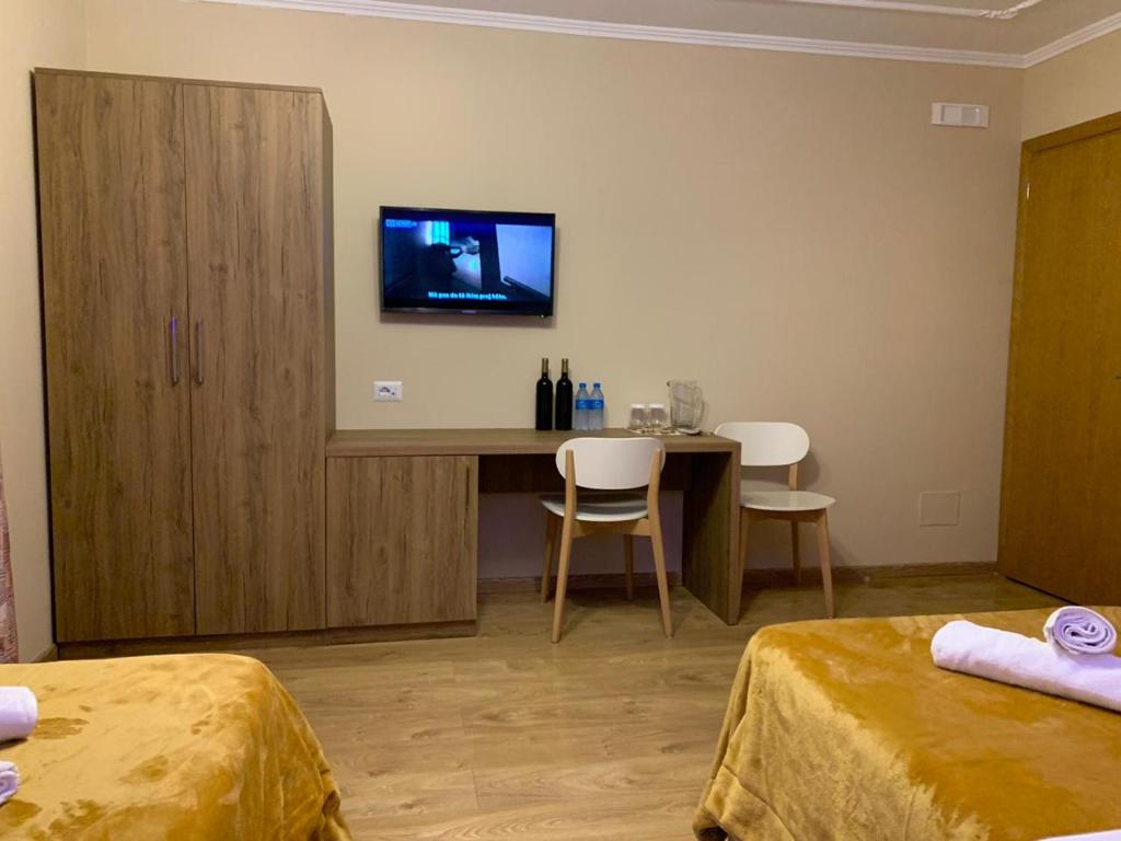 Hotel Demokracia Fushe-Arrez_12