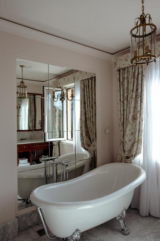 Ebel Boutique Hotel Tirana_12