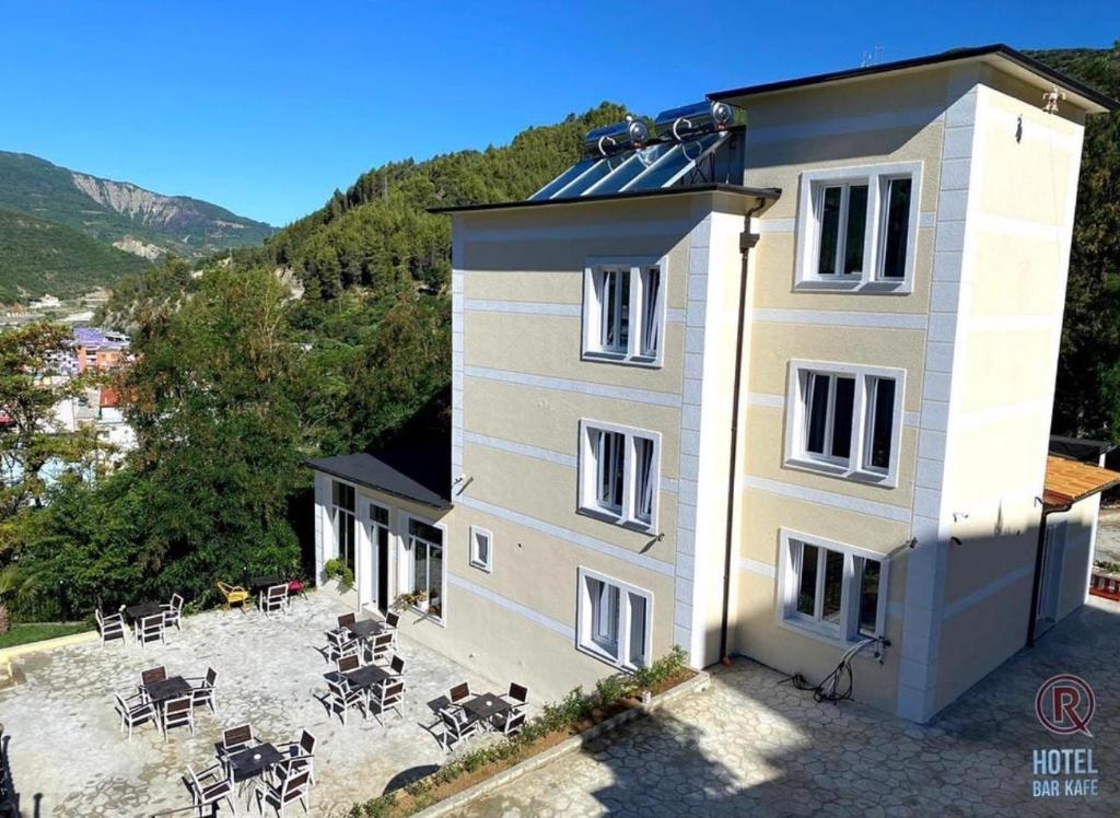 R HOTEL Çorovodë_6