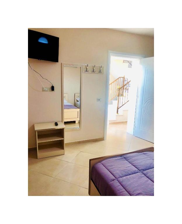 R HOTEL Çorovodë_5