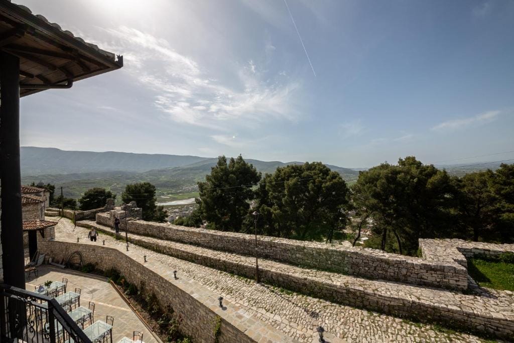 Berati Castle Hotel Berat_6