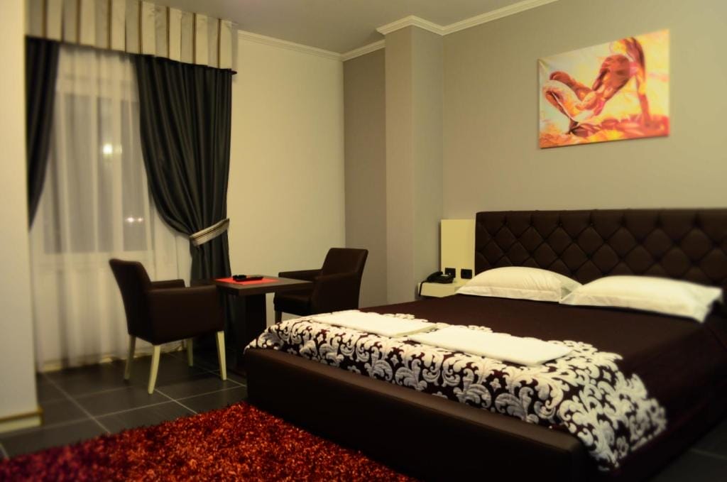 Hotel Mustang Tirana_2