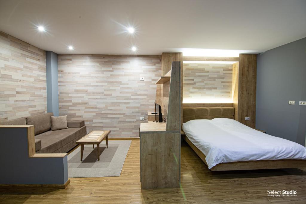 SAHATI Hotel & Restaurant Korçë_2