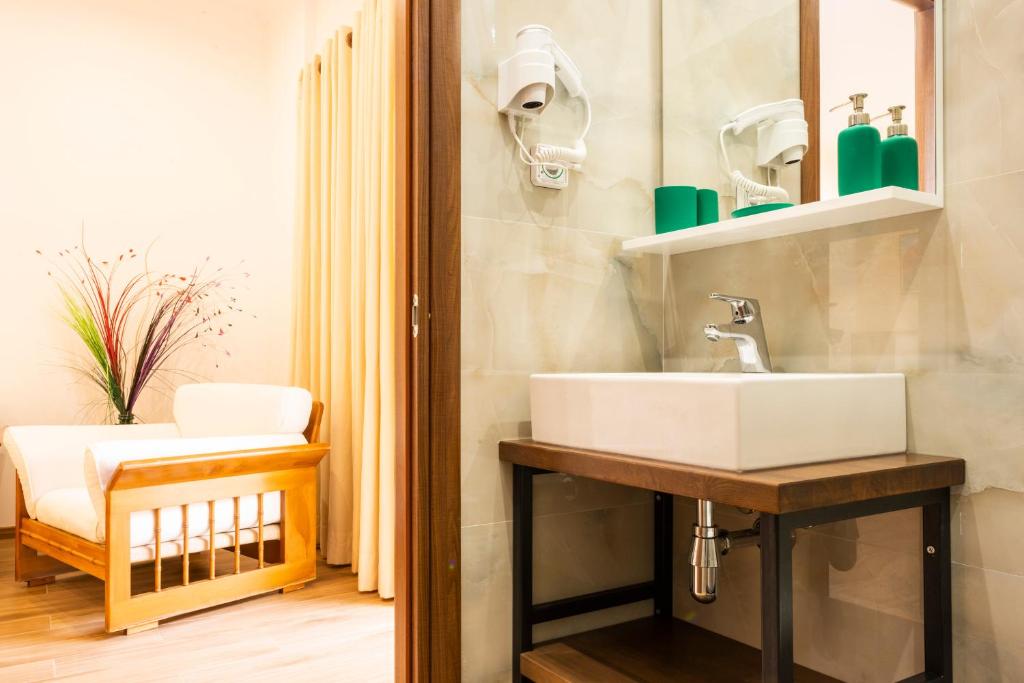 sofia's cozy rooms Himare_8