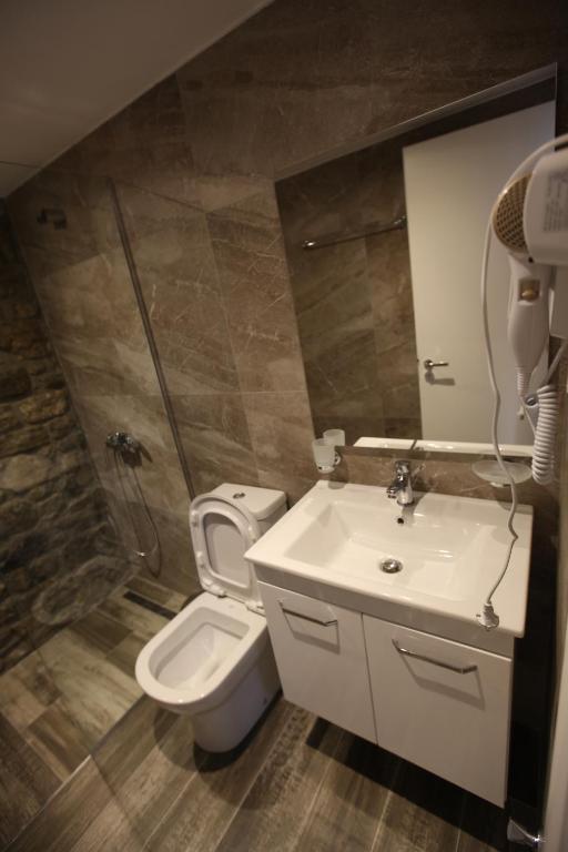 Bunec Beach Resort Piqeras_2