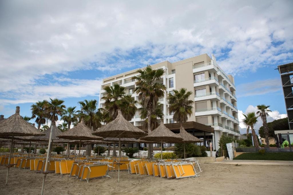Hotel GRINT Golem_3