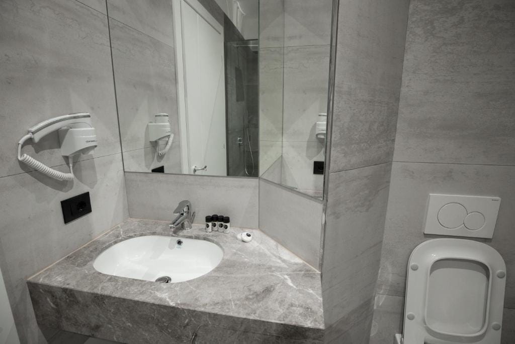 Mirage Hotel Golem_6
