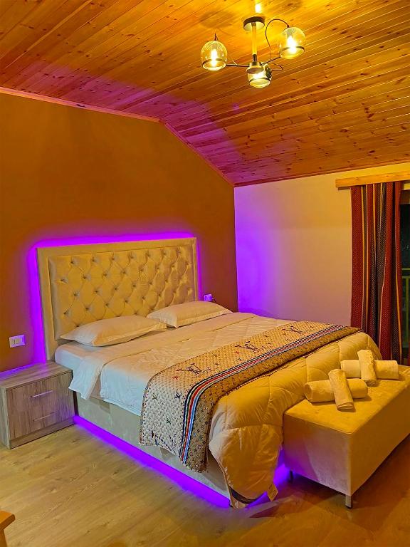 Hotel Demokracia Fushe-Arrez_2