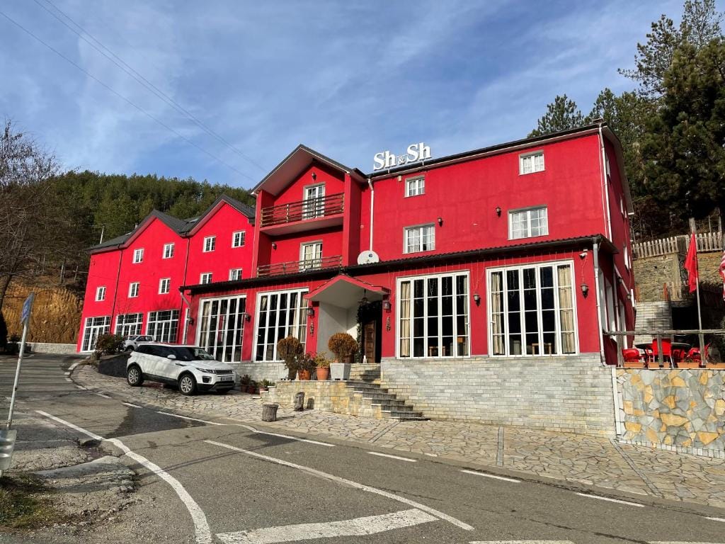 Hotel SH & SH Pukë_5