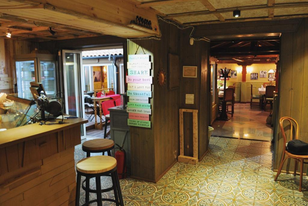 Hotel LONDON Tirana_3