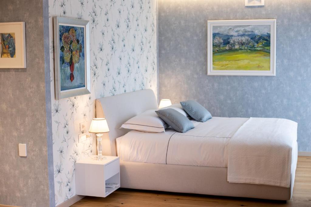 Seven Luxury Suites Tirana_1