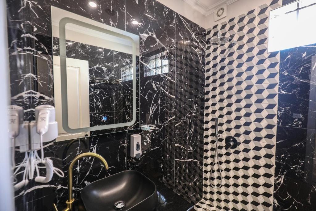 Hotel Peroni Korçë_3