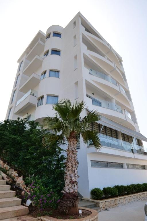 Hotel Teuta Sarandë_1