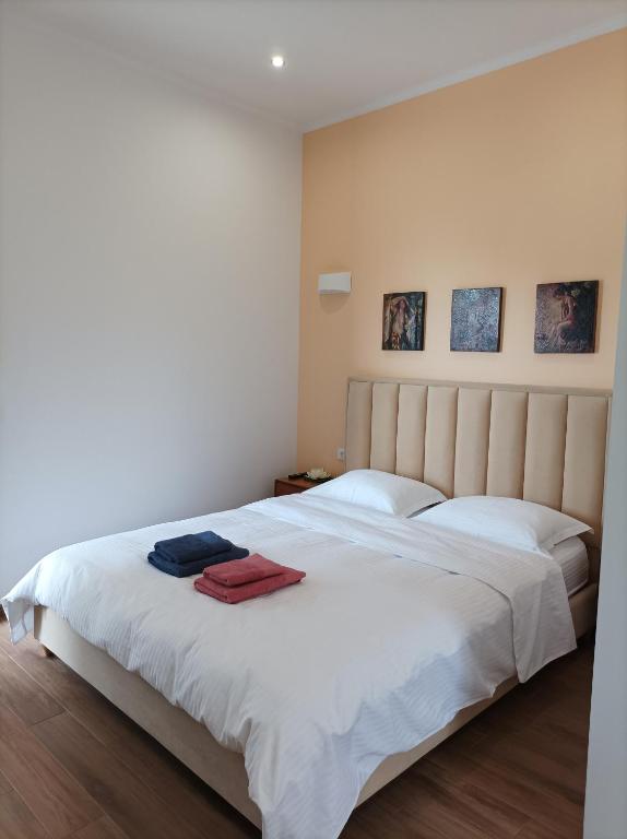 sofia's cozy rooms Himare_10
